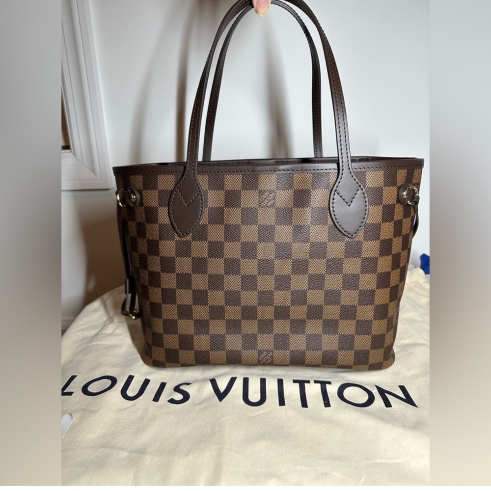 LV neverfull